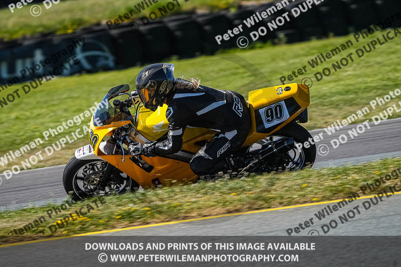 anglesey no limits trackday;anglesey photographs;anglesey trackday photographs;enduro digital images;event digital images;eventdigitalimages;no limits trackdays;peter wileman photography;racing digital images;trac mon;trackday digital images;trackday photos;ty croes